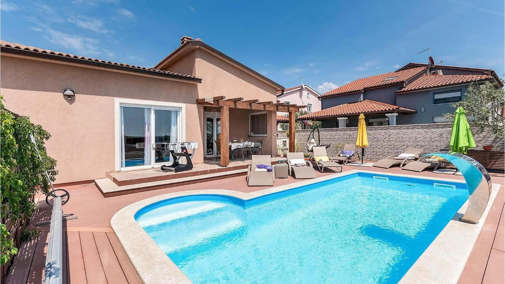 Villa Magnolia Pula 0*,